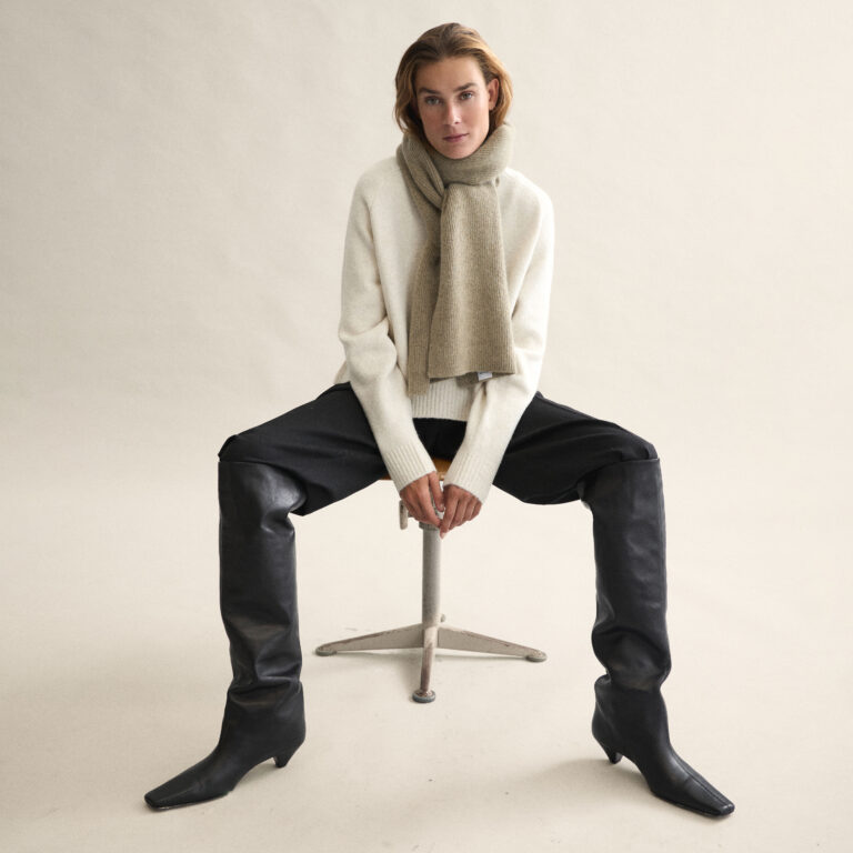 Le Bonnet Scarf — Clay