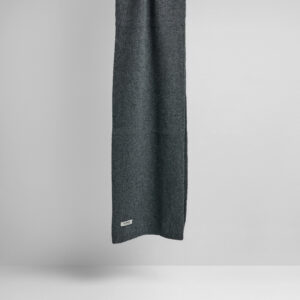 le bonnet Scarf — Slate Grey