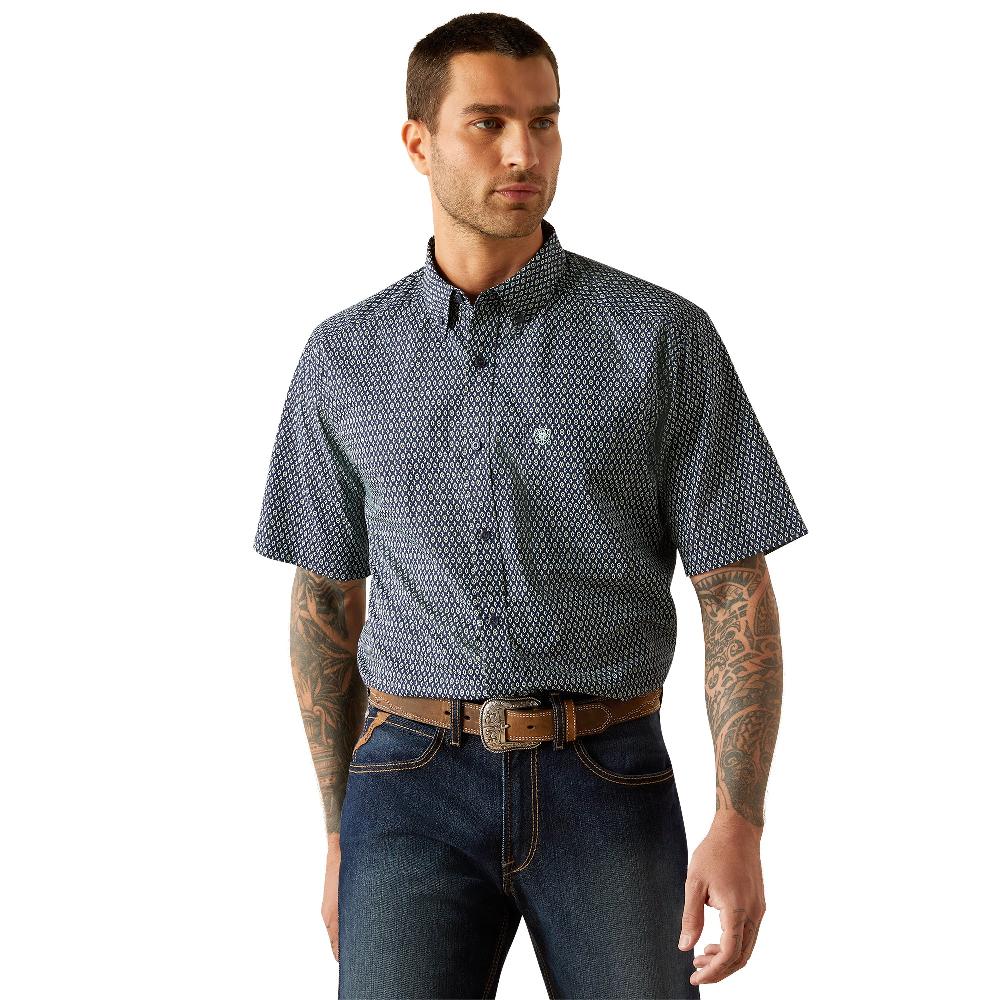 le bos Ariat Navy Clark Men's Classic Fit Collared Button Down Short Sleeve Shirt 10054817