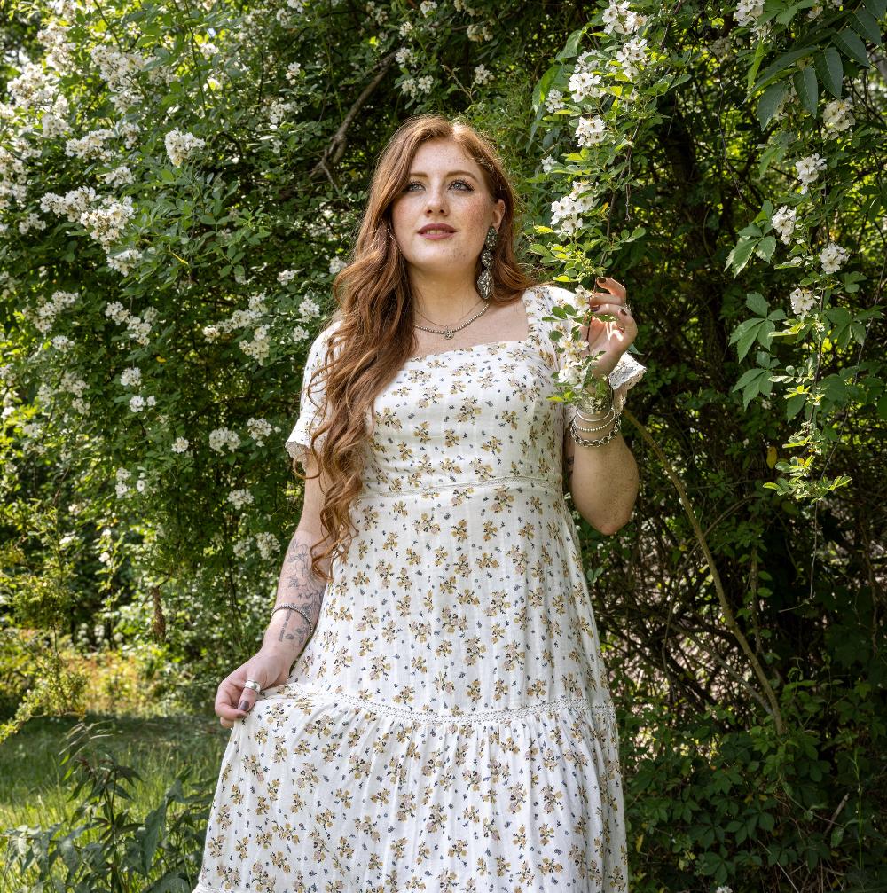 Le Bos Cotton And Rye Floral Women's Square Neck Tiered Short Sleeve Dress CRWD070M
