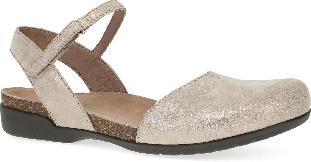 le bos Dansko Beige Sparkle Suede Women's Mary Jane Closed Toe Sandals 6025-175300