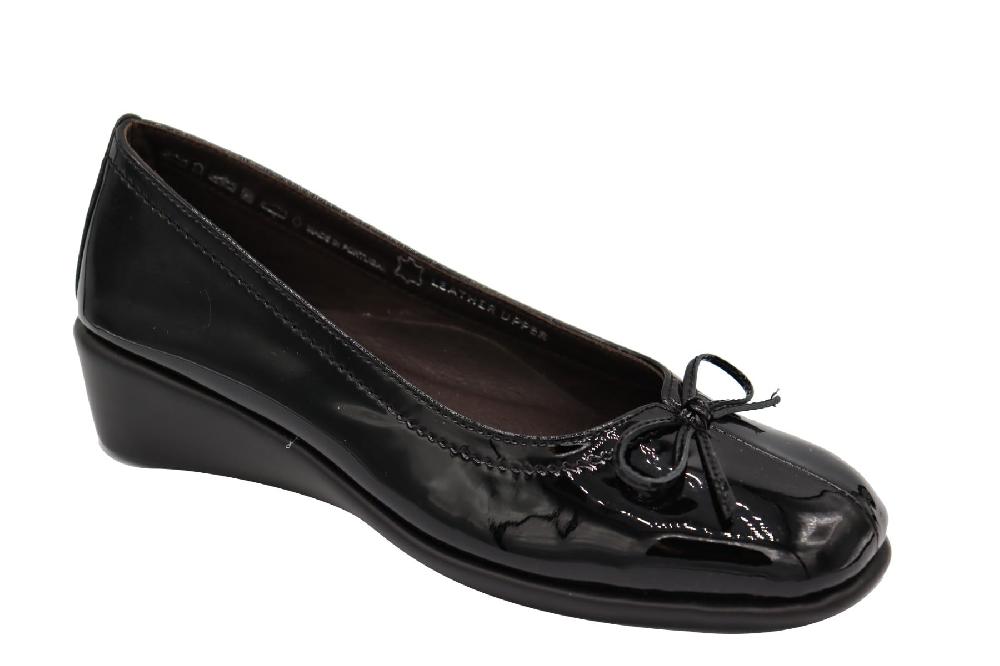 le bos Eric Michael Black Patent Bonnie Low Wedge Women's Shoes BONNIE-BKPATENT