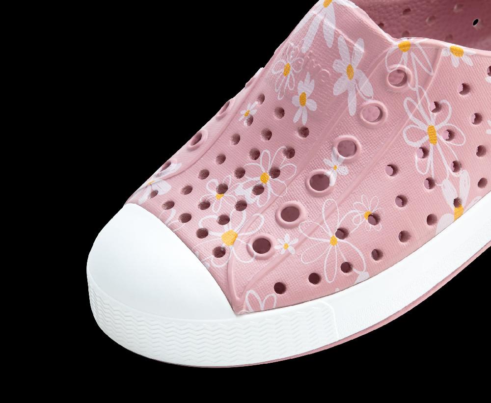 Le Bos Native Balos Pink/Shell White/Shell Daisy Jefferson Print Youth Sized Shoes 15111501-5642-Y