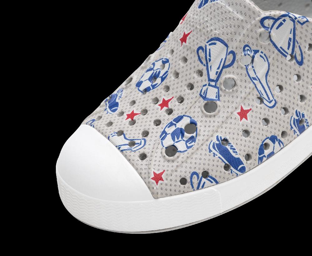 Le Bos Native Hyams Grey/Shell White/Soccer Trophy Jefferson Print Youth Sneakers 15111501-1749-Y