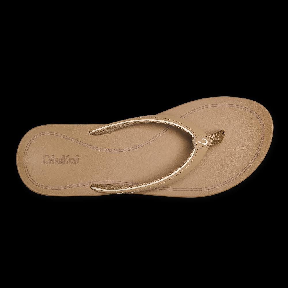 Le Bos Olukai Warm Sand/Warm Sand 'Uiki Women's Toe Post Thong Sandals 20537-WVWV