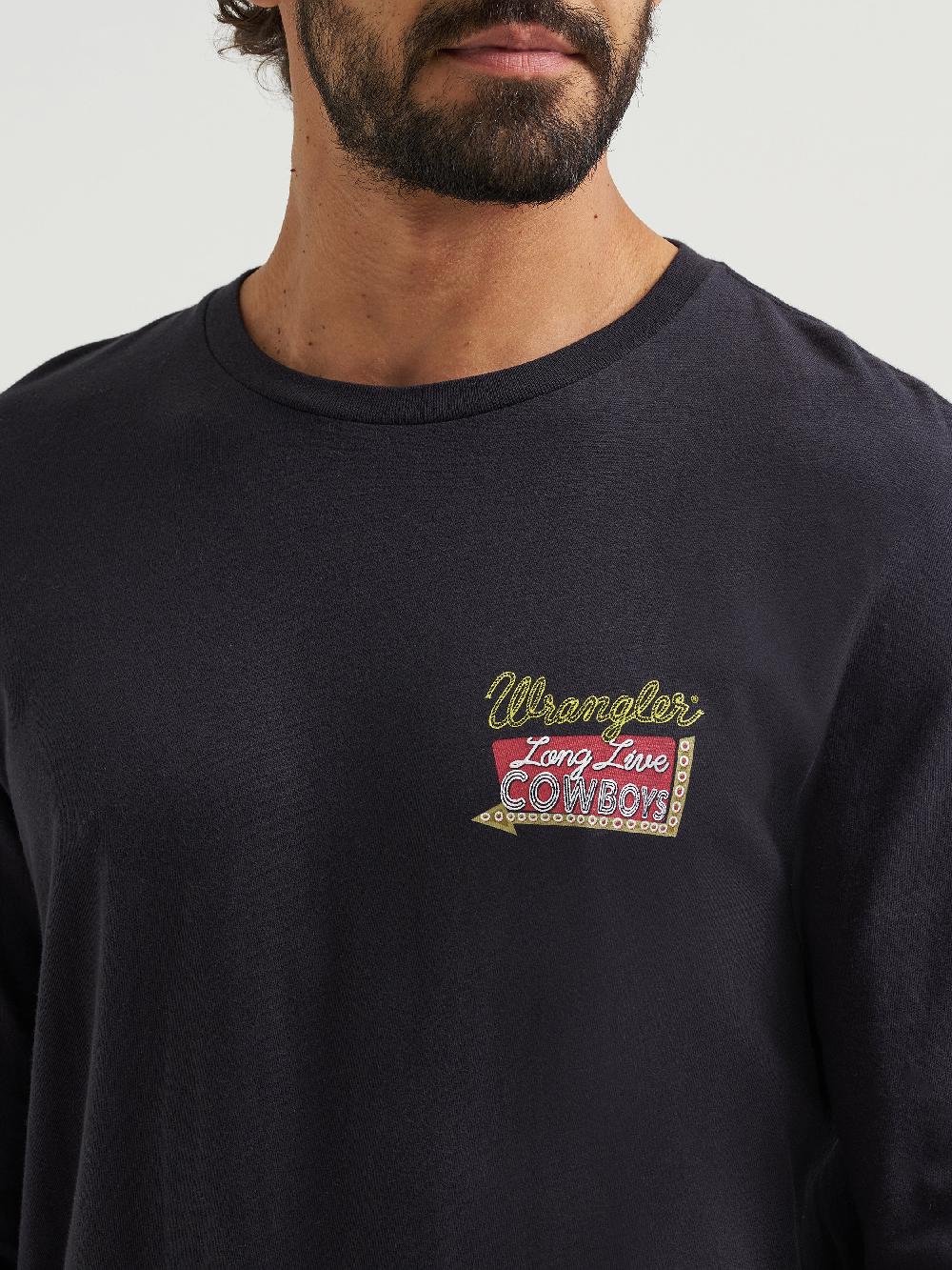 Le Bos Wrangler Black Beauty Cowboy Bac Men's Long Sleeve Graphic T-Shirt 112368560