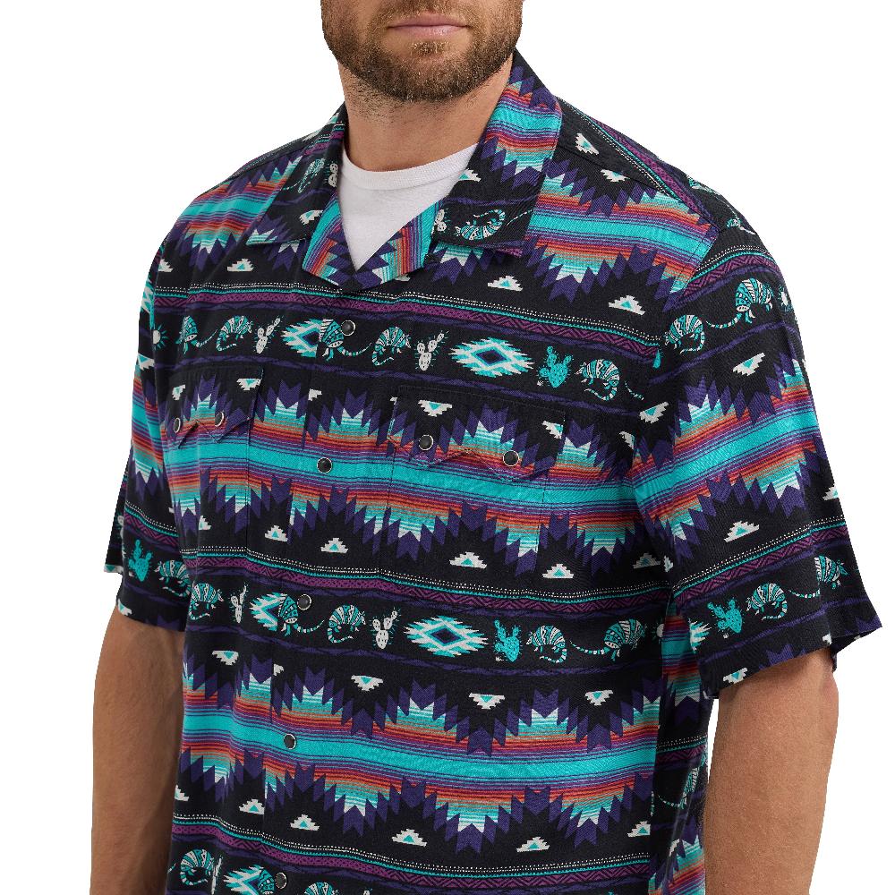 Le Bos Wrangler Black Multi Coconut Cowboy Men's Collared Classic Fit Short Sleeve Shirt 112365609