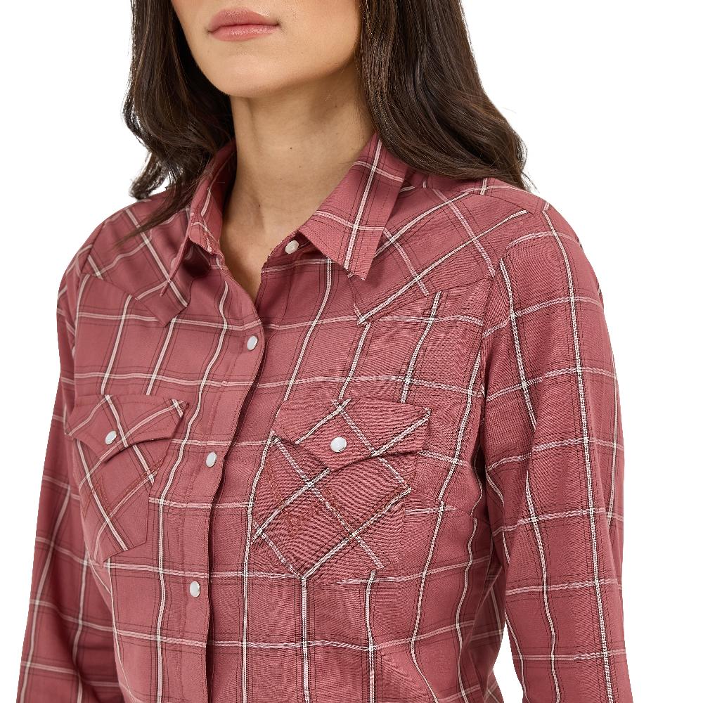 Le Bos Wrangler Dusk Wine Plaid Essential Women's Collared Longsleeve Western Snap Top 112371683