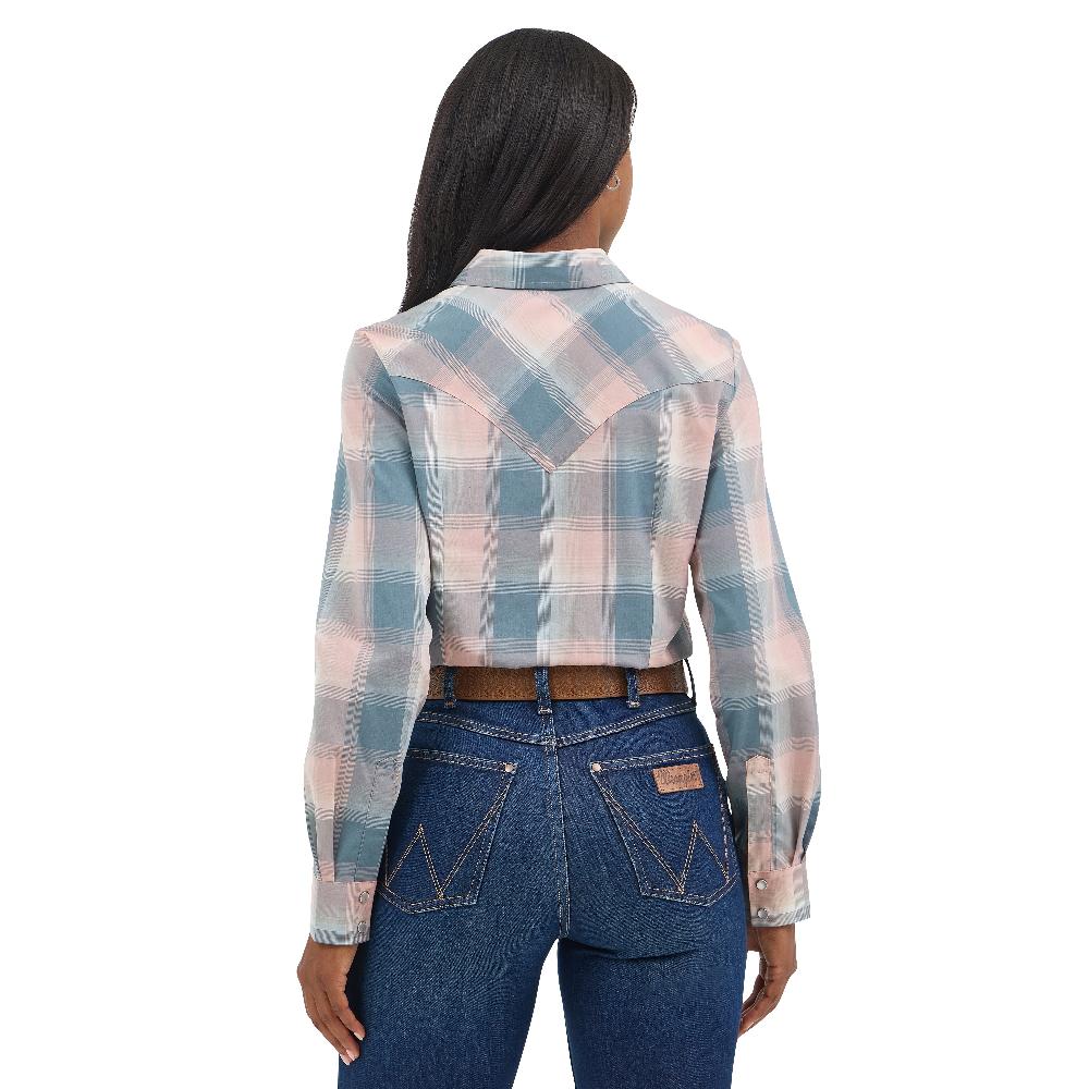 Le Bos Wrangler Dusty Pink Plaid Women's Collared Essential Long Sleeve Western Top 112367213
