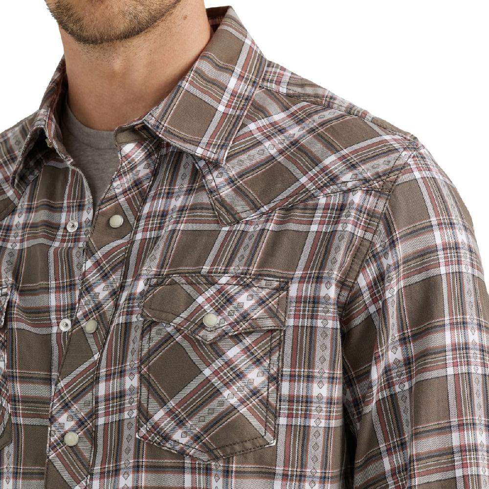 Le Bos Wrangler Hardwood Brown Plaid Retro Premium Longsleeve Collared Men's Western Snap Plaid Shirt 112356588