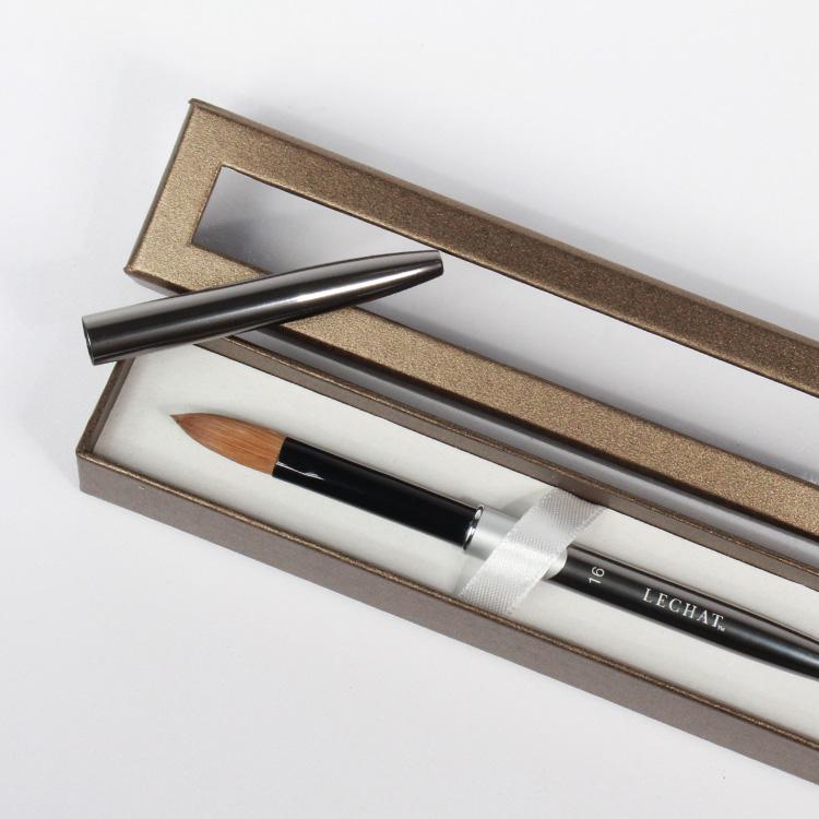 Le Chat #16 Acrylic Sculpting Brush Brush