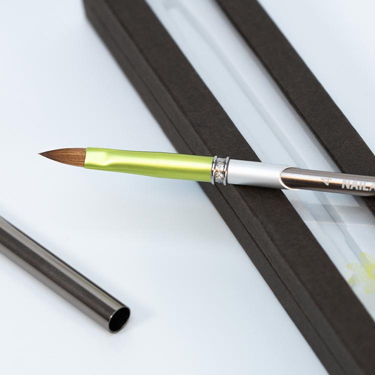Le Chat #4 Acrylic Styling Brush Brush