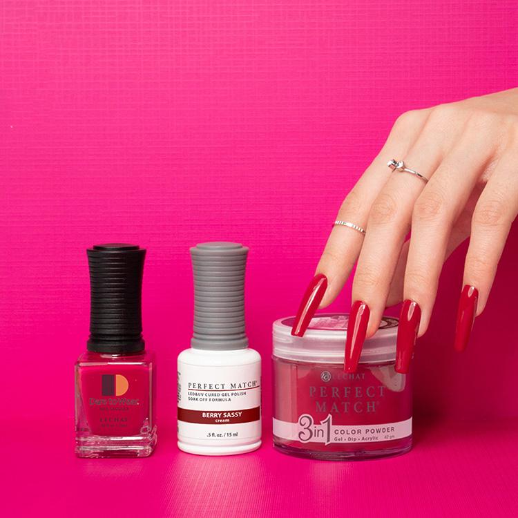 Le Chat Berry Sassy Color Powder