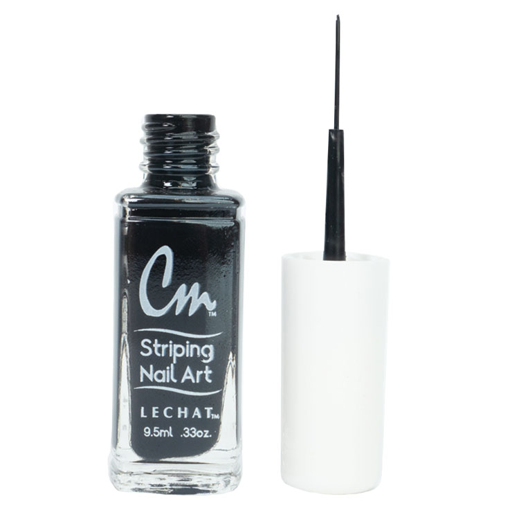 Le Chat Black Nail Lacquer