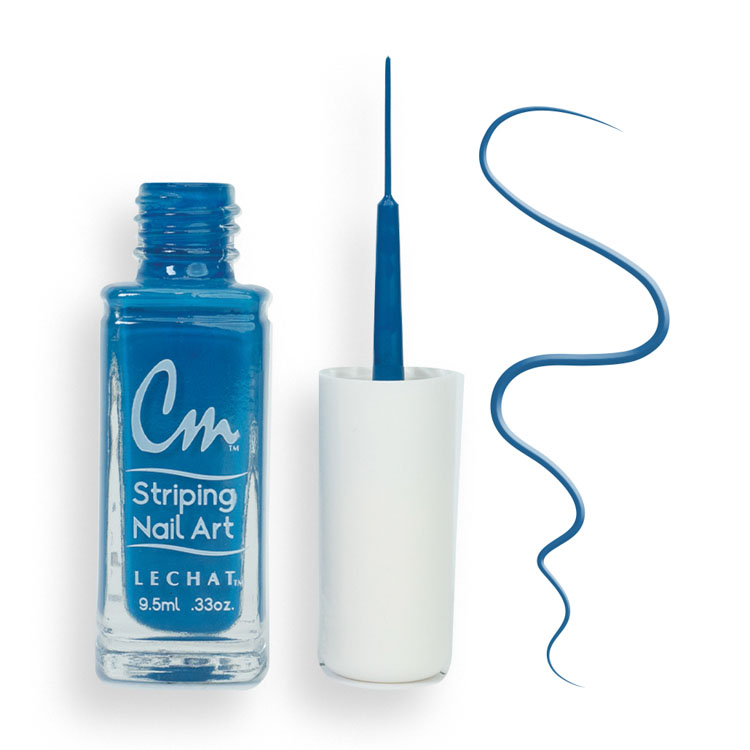 le chat Blue Volt Nail Lacquer