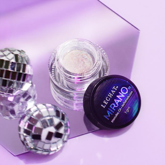 Le Chat Cloud’s End Chrome