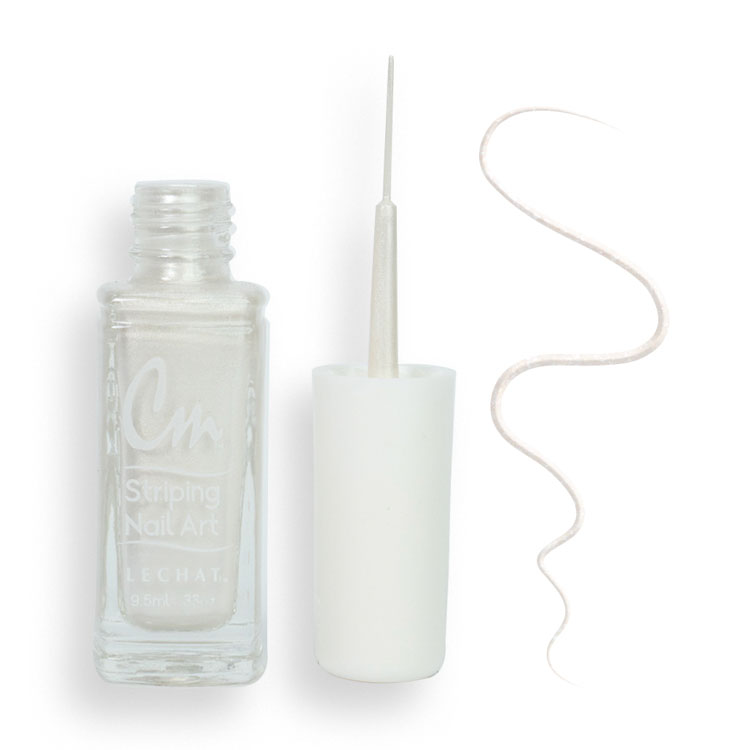 le chat Pearl Nail Lacquer