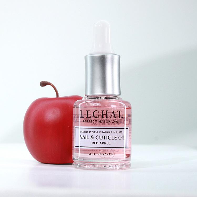 le chat Red Apple Cuticle Oil Cuticle Oil
