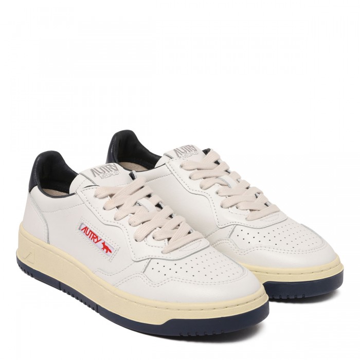 Le Noir Cortina Medalist Maison Kitsuné Sneakers