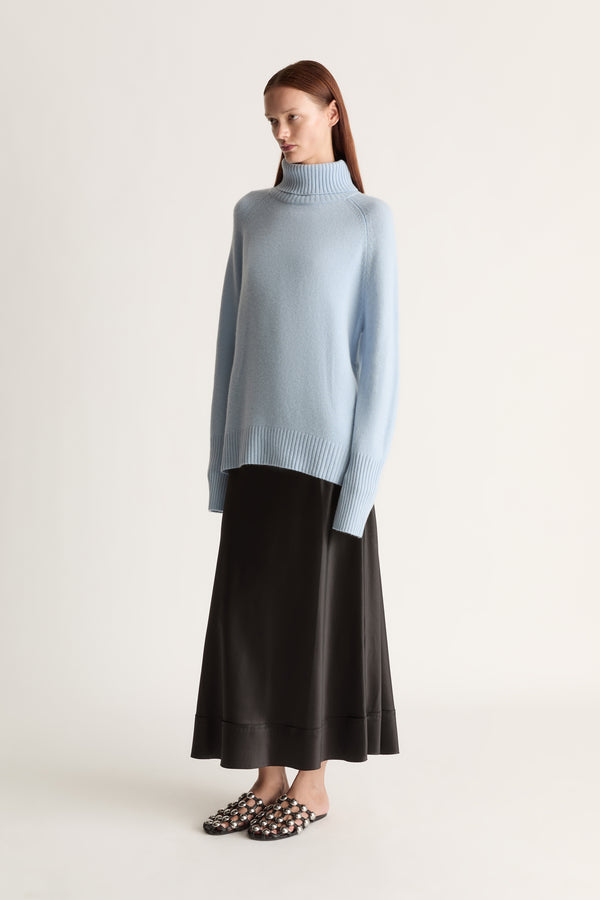lee mathews Cashmere Turtleneck