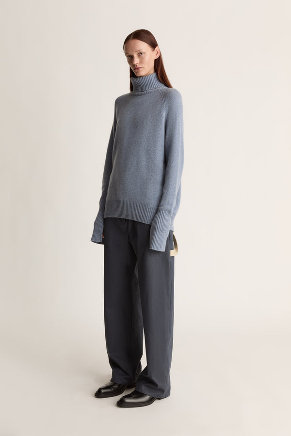 lee mathews Cashmere Turtleneck