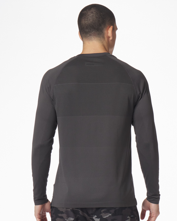 Legends Dash LS Tee Charcoal