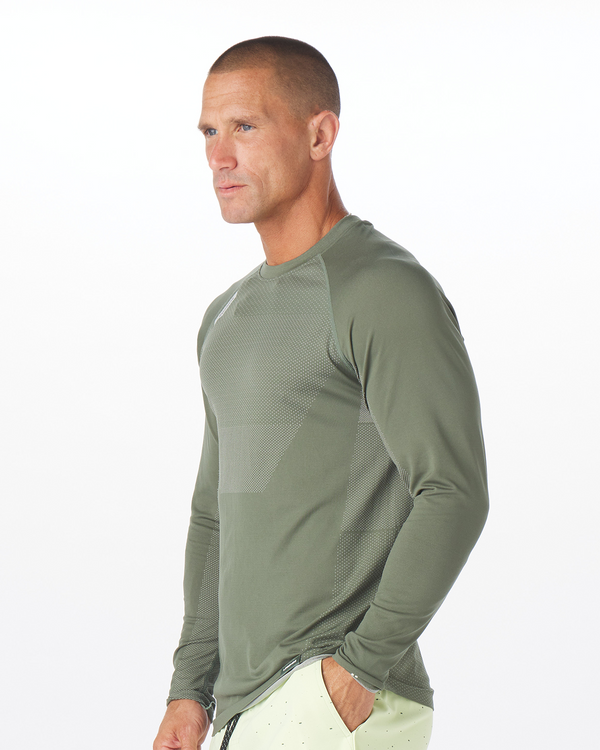 Legends Dash LS Tee Hunter Green