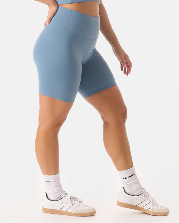 Legends Liv Short Bluestone