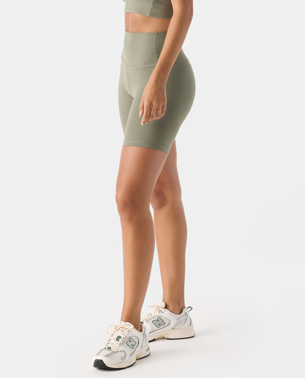 Legends Liv Short Fern