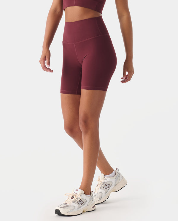 Legends Liv Short Fig