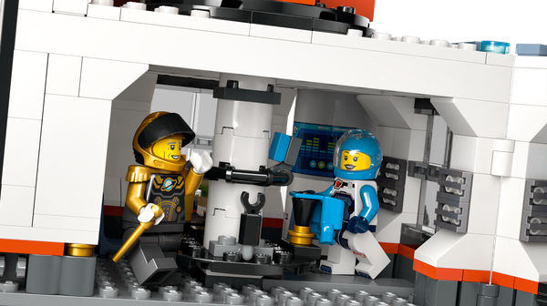 Lego Space Base And Rocket Launchpad