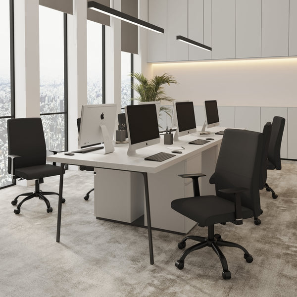 Leisure Mod Evander Leather Office Chair In Aluminum With Adjustable Height And Swivel