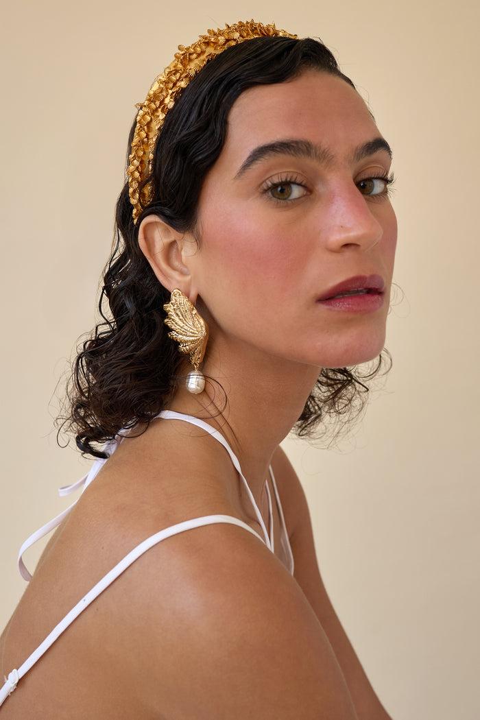 Lelet Ny Marina Clustered Shell Crown