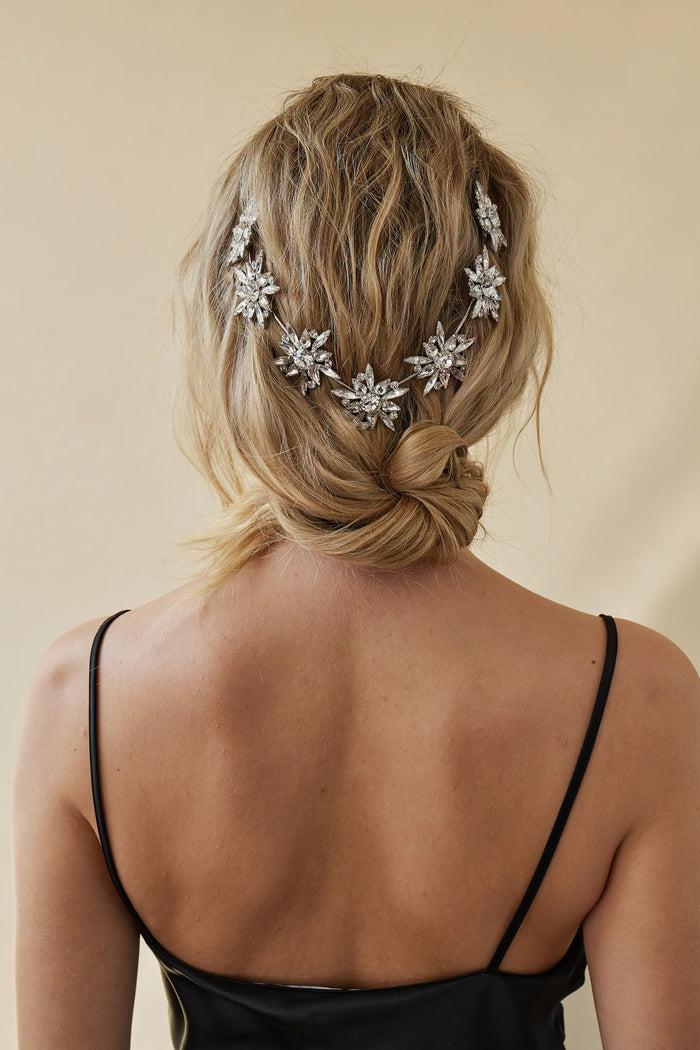 Lelet Ny Zoey Crystal Vee Halo