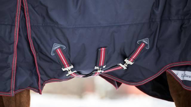 Lemieux Kudos Turnout Blanket 200g Navy (without Leg Straps)