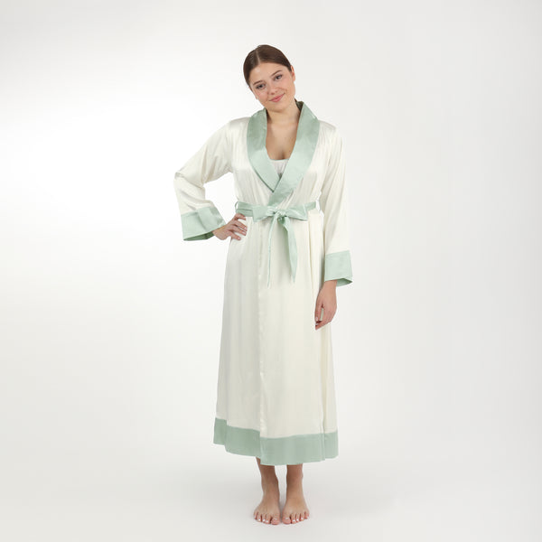 Lenora BIRDIE SATIN ROBE