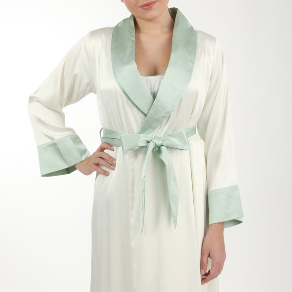 Lenora BIRDIE SATIN ROBE