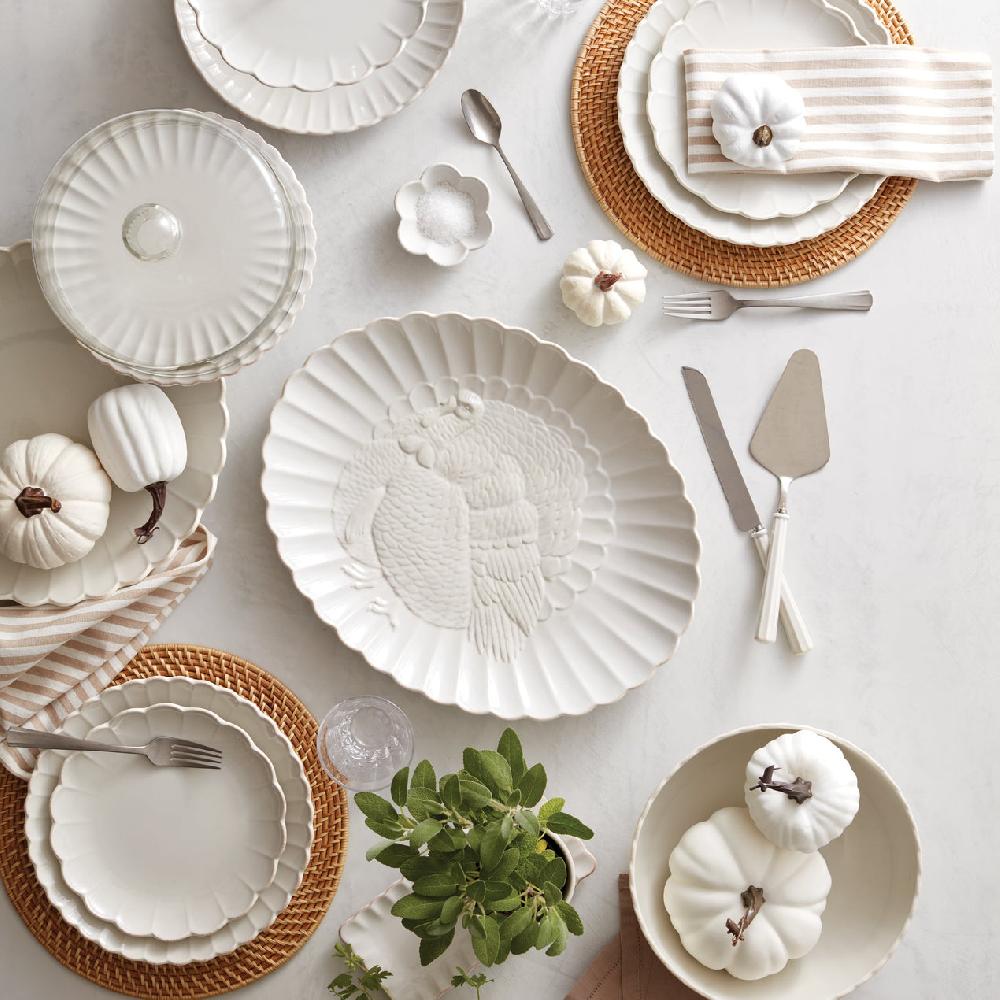 Lenox French Perle Scallop 12-Piece Dinnerware Set