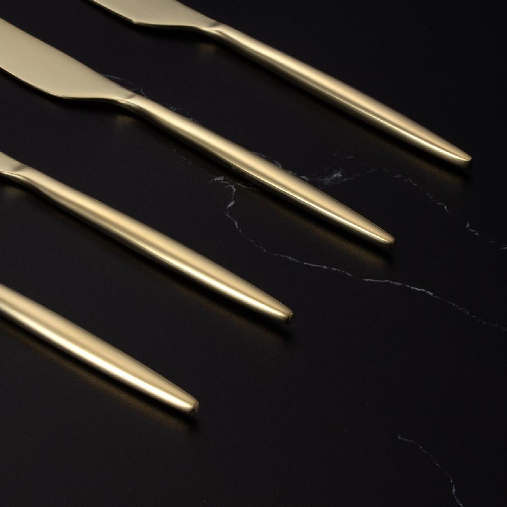 Lenox Gaze Champagne Satin Spreader - Set Of 4