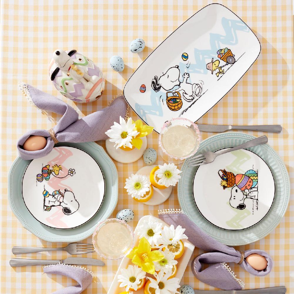 Lenox Snoopy Easter Hors D'Oeuvre Tray