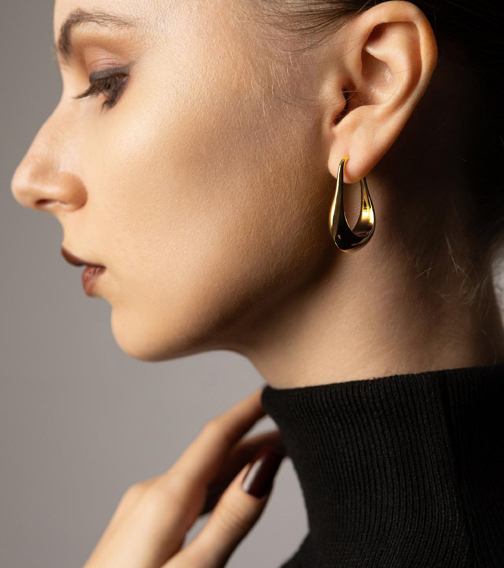 Les Basiles BOUCLES D'OREILLES EDWIGE En Laiton Plaqué Or 18 Carats