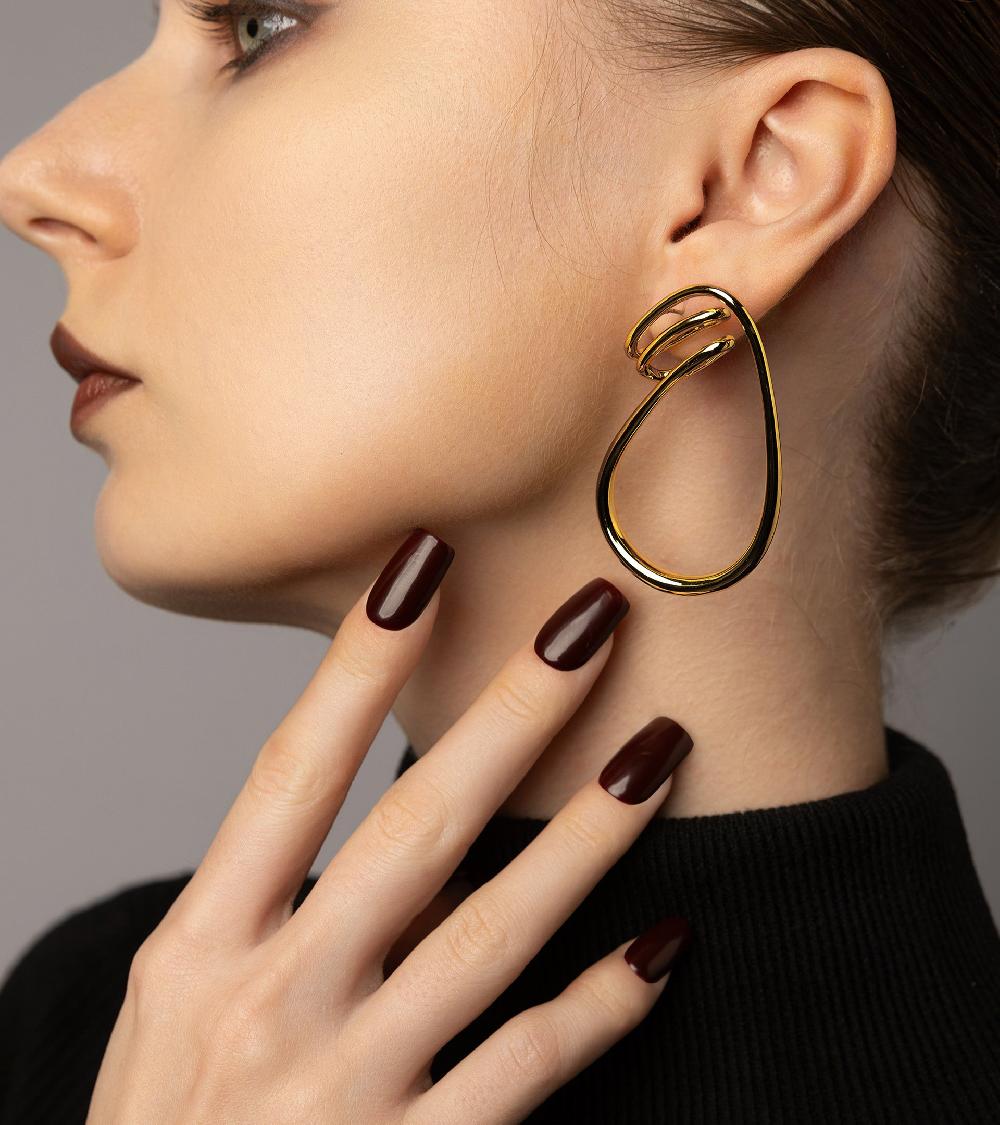 Les Basiles BOUCLES D'OREILLES MICHELE En Laiton Plaqué Or 18 Carats