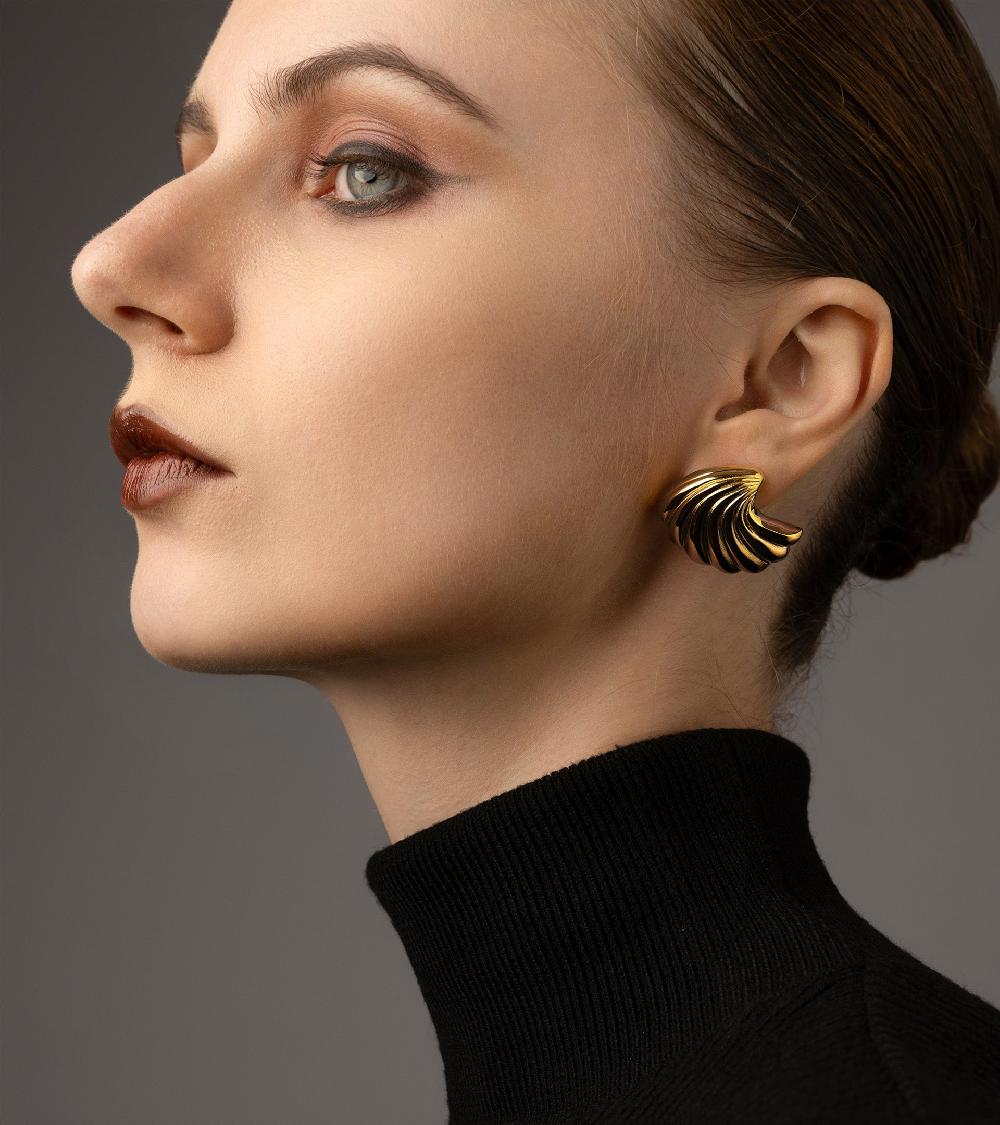 Les Basiles BOUCLES D'OREILLES PAOLA En Acier 316L Plaqué Or 18 Carats