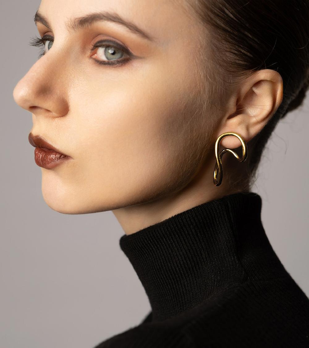 Les Basiles BOUCLES D'OREILLES SUZY Acier 316 L Plaqué Or 18 Carats