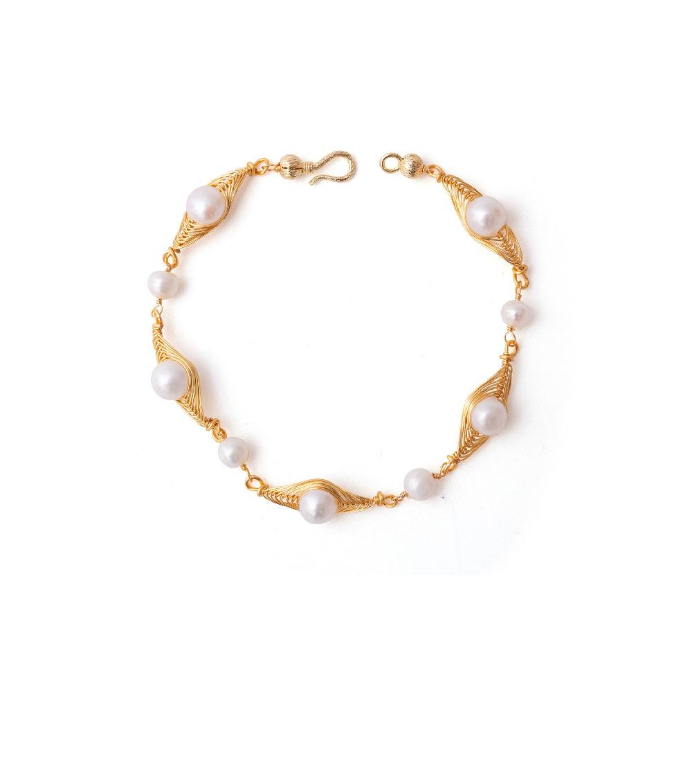 les basiles BRACELET PAULA En Perles Akoya blanches montées sur argent sterling 925 plaqué or 18 carats