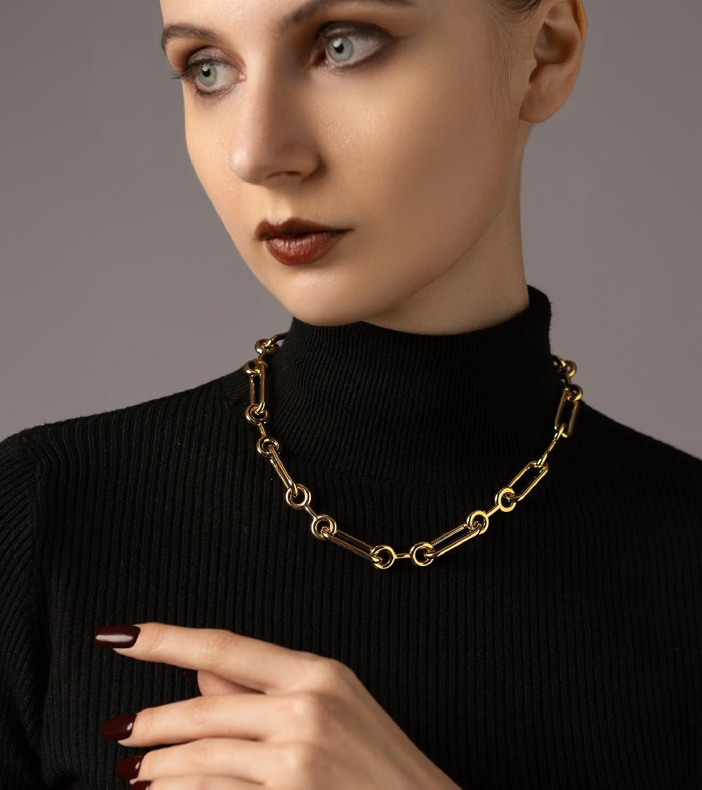 Les Basiles COLLIER INTERLOPE En Laiton Plaqué Or 18 Carats