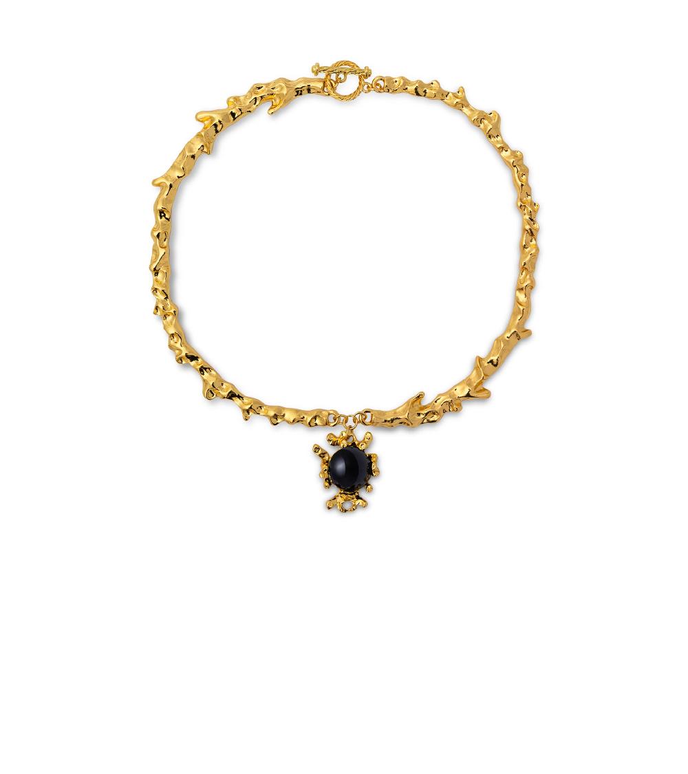 les basiles COLLIER NADEGE En perle noire montées sur laiton plaqué or 18 carats