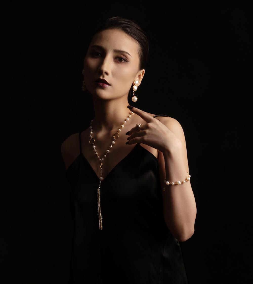 Les Basiles COLLIER SAUTOIRE PALATINE En Perles D'Akoya Montées Sur Argent Sterling 925 Plaqué Or 18 Carats