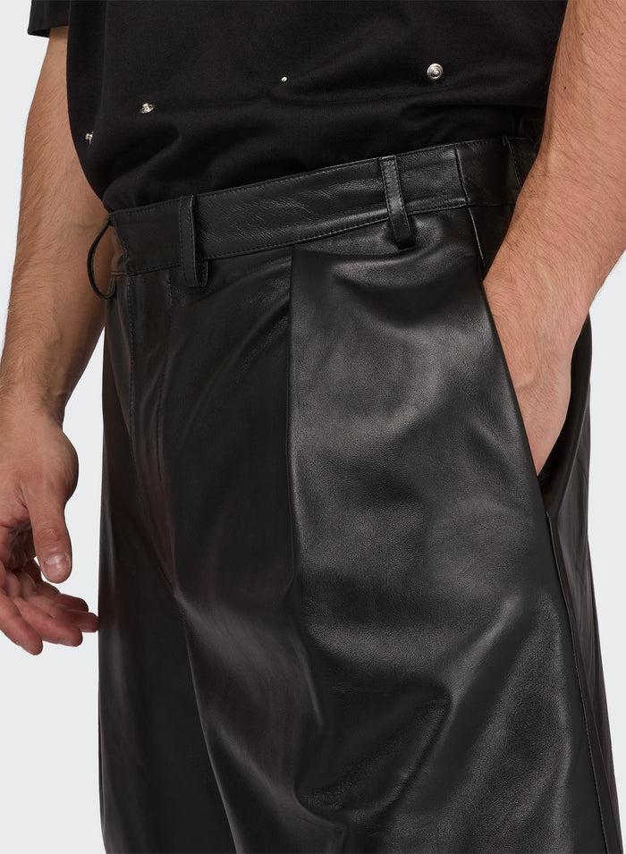 Les Hommes SKATER LEATHER SHORTS