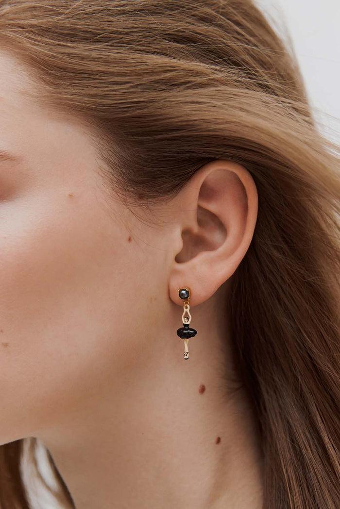 Les Néréides Ballerina Black Tutu And Cultured Pearl Post Earrings - Black